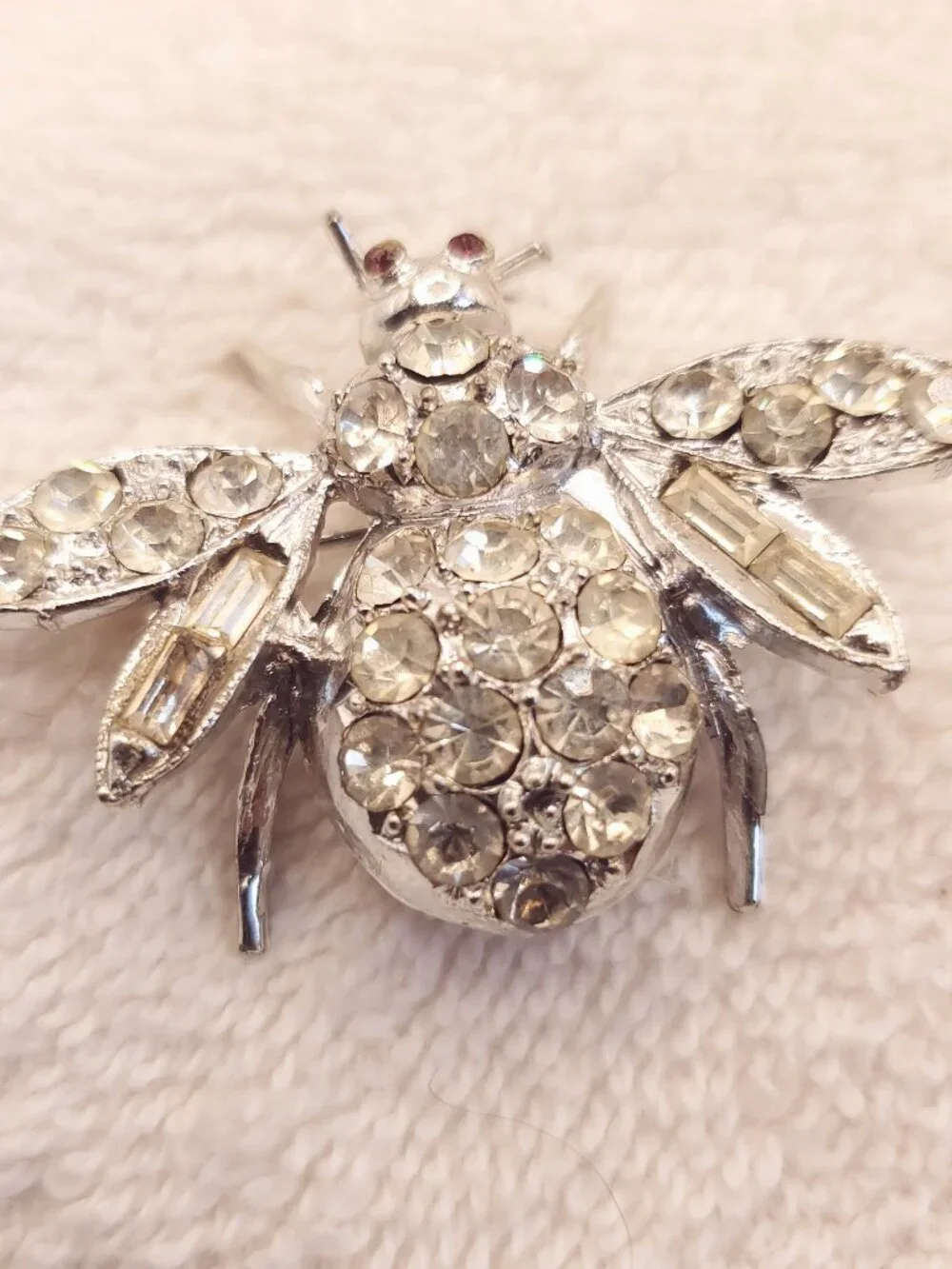 6 Brooches, items # B- 1185-1190,.  wt. 48 grams.